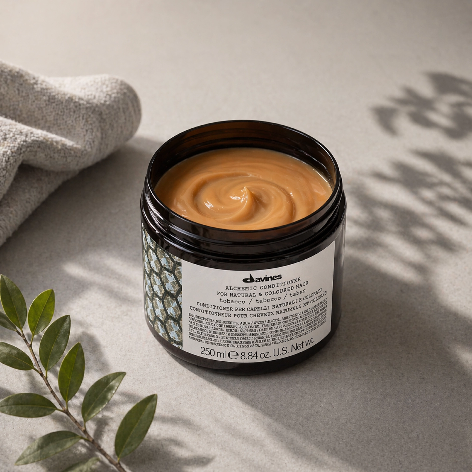 ALCHEMIC ACONDICIONADOR TOBACCO | Acondicionador pelo castaño 250ml - Alchemic - Davines ®