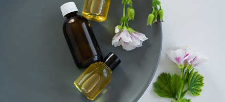Beneficios del aceite de geranio para el rostro