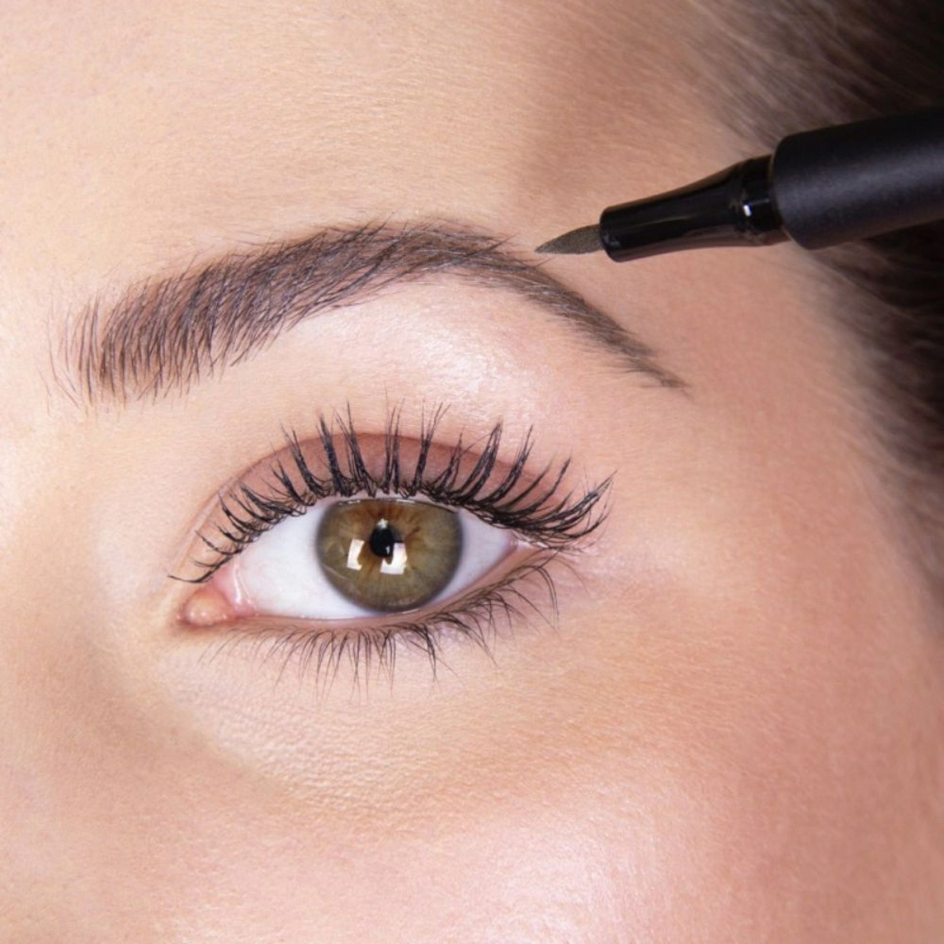 Brow Liner | Delineador de cejas 1ml - Jorge de la Garza ®