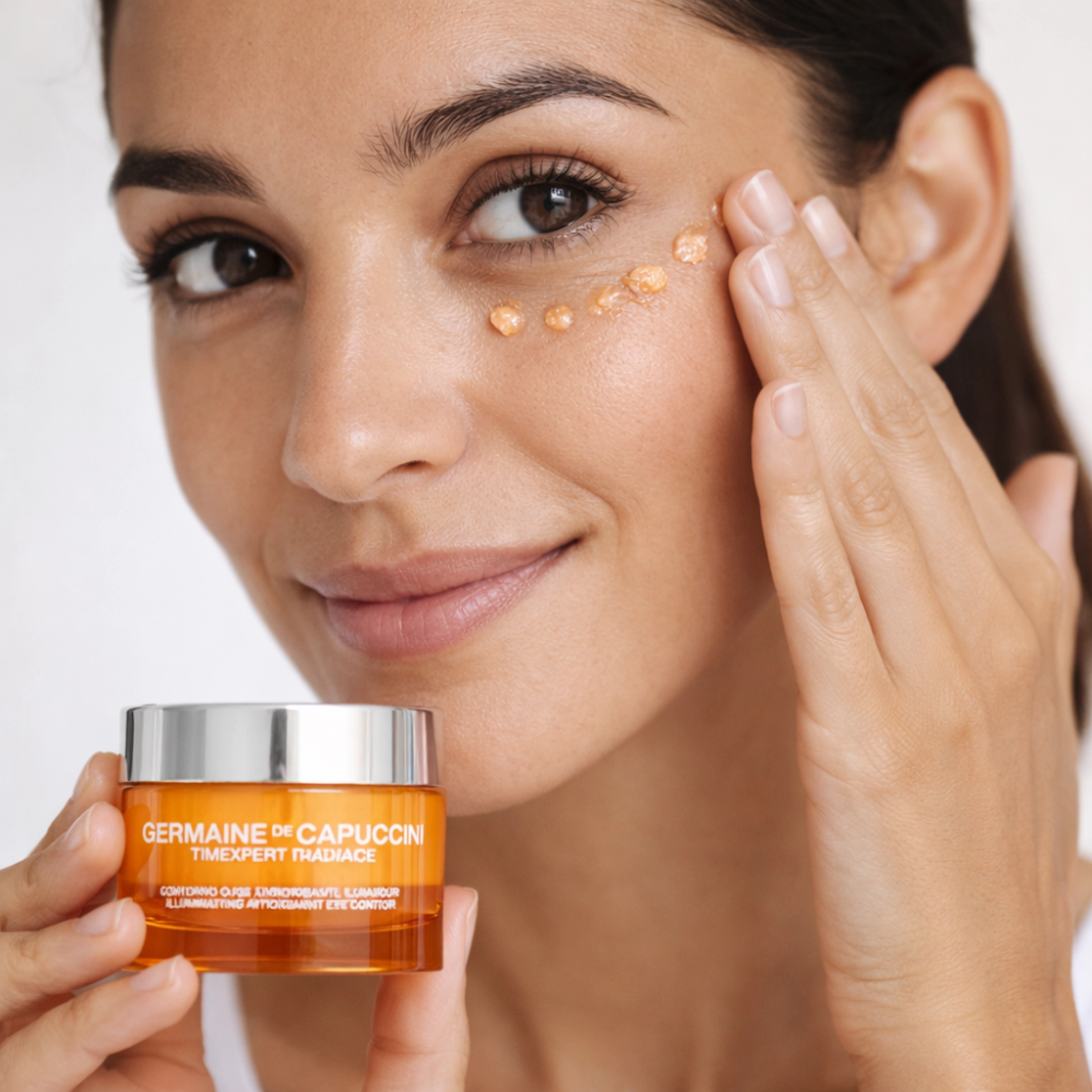 Contorno Ojos Antioxidante Iluminador 15 ml - Timexpert Radiance C+ - Germaine de Capuccini ®
