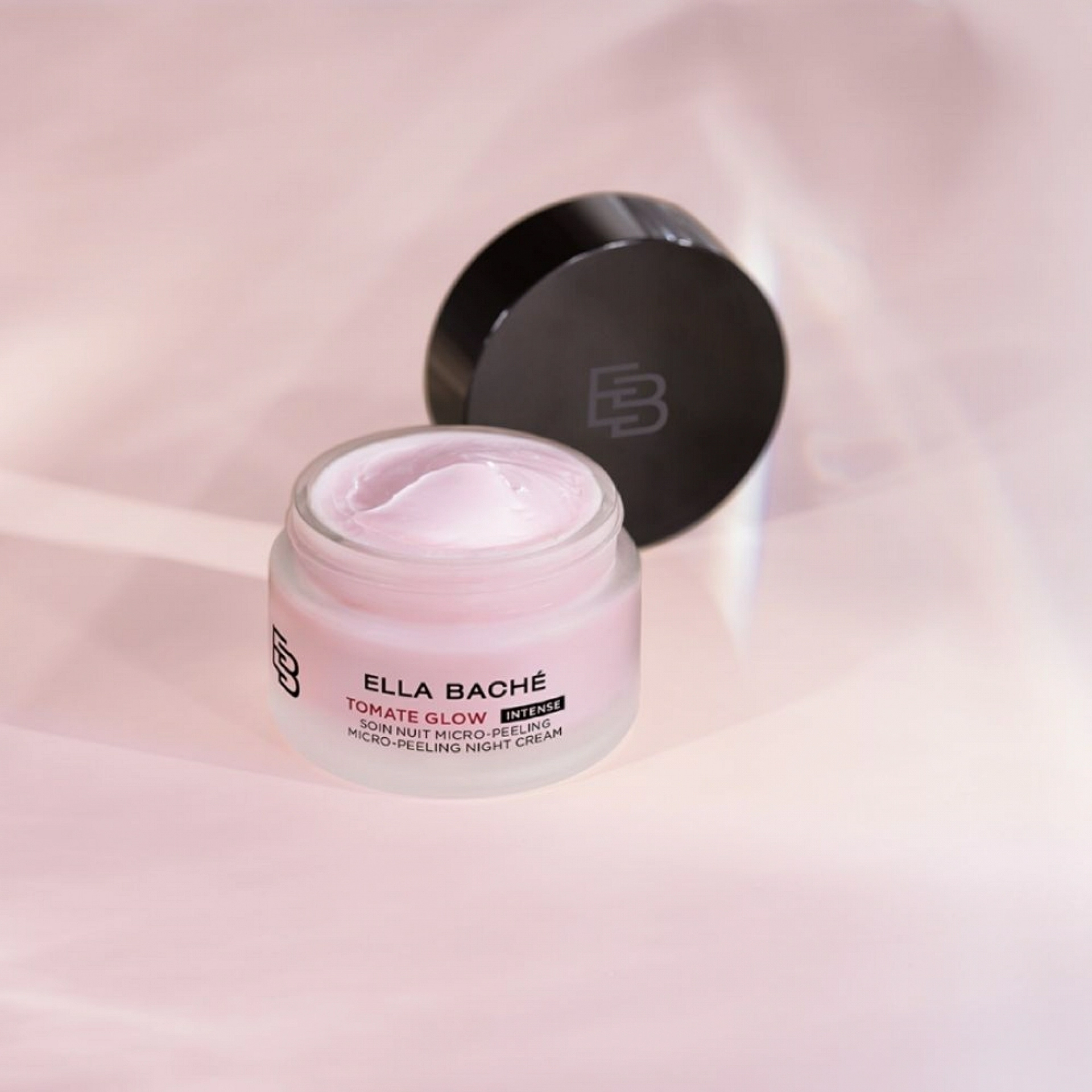 Crème Nuit Micro-Peeling | Crema de noche iluminadora 50ml - Tomate Glow - Ella Baché ®