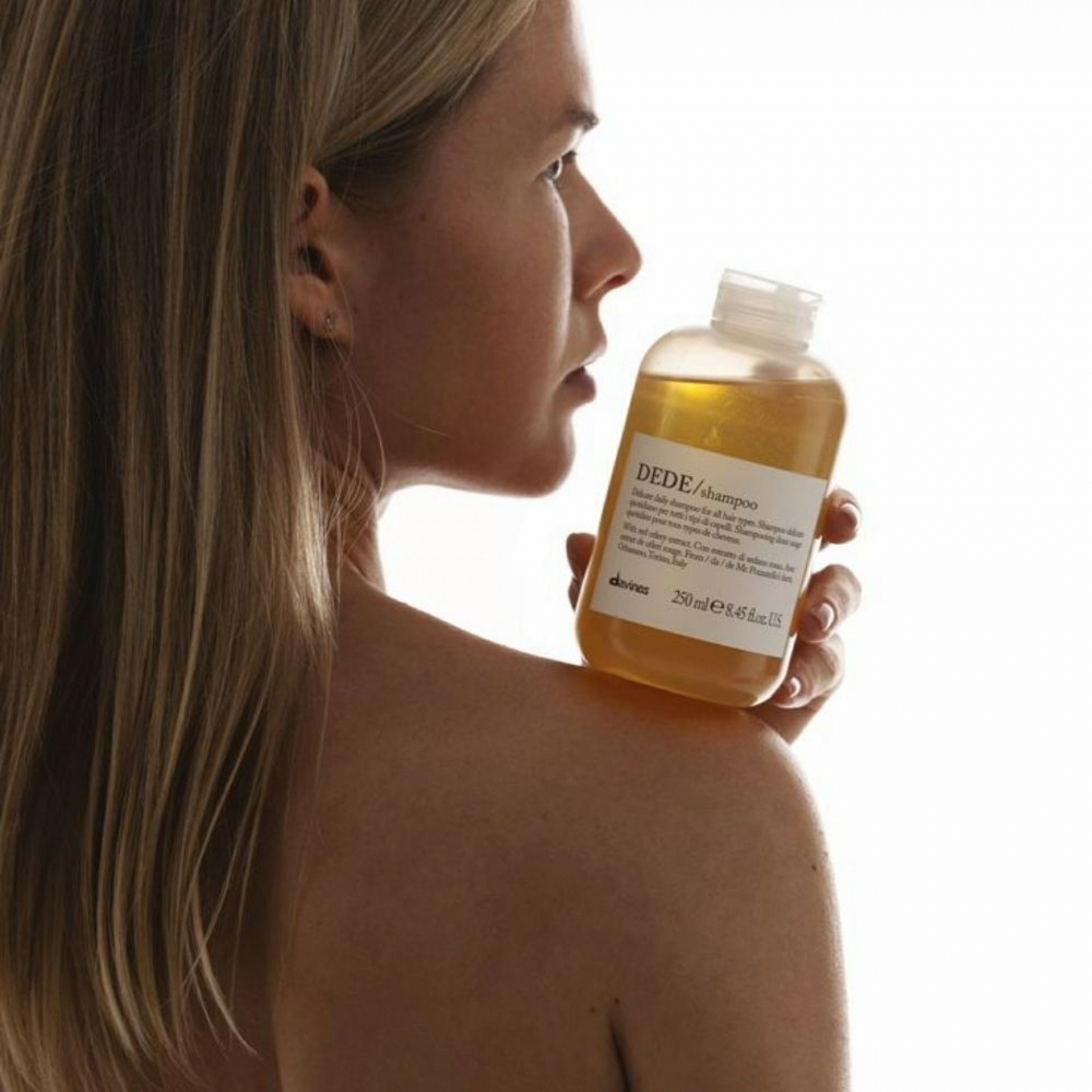 DEDE / Shampoo | Champú delicado - Essential Haircare - Davines ®