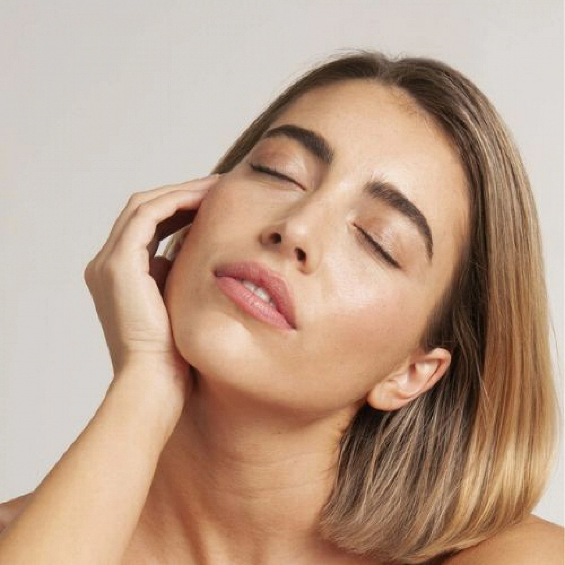 Eyebrow Sérum | Sérum Estimulador para las Cejas 3 ml - Peptide K - Kelaya ®