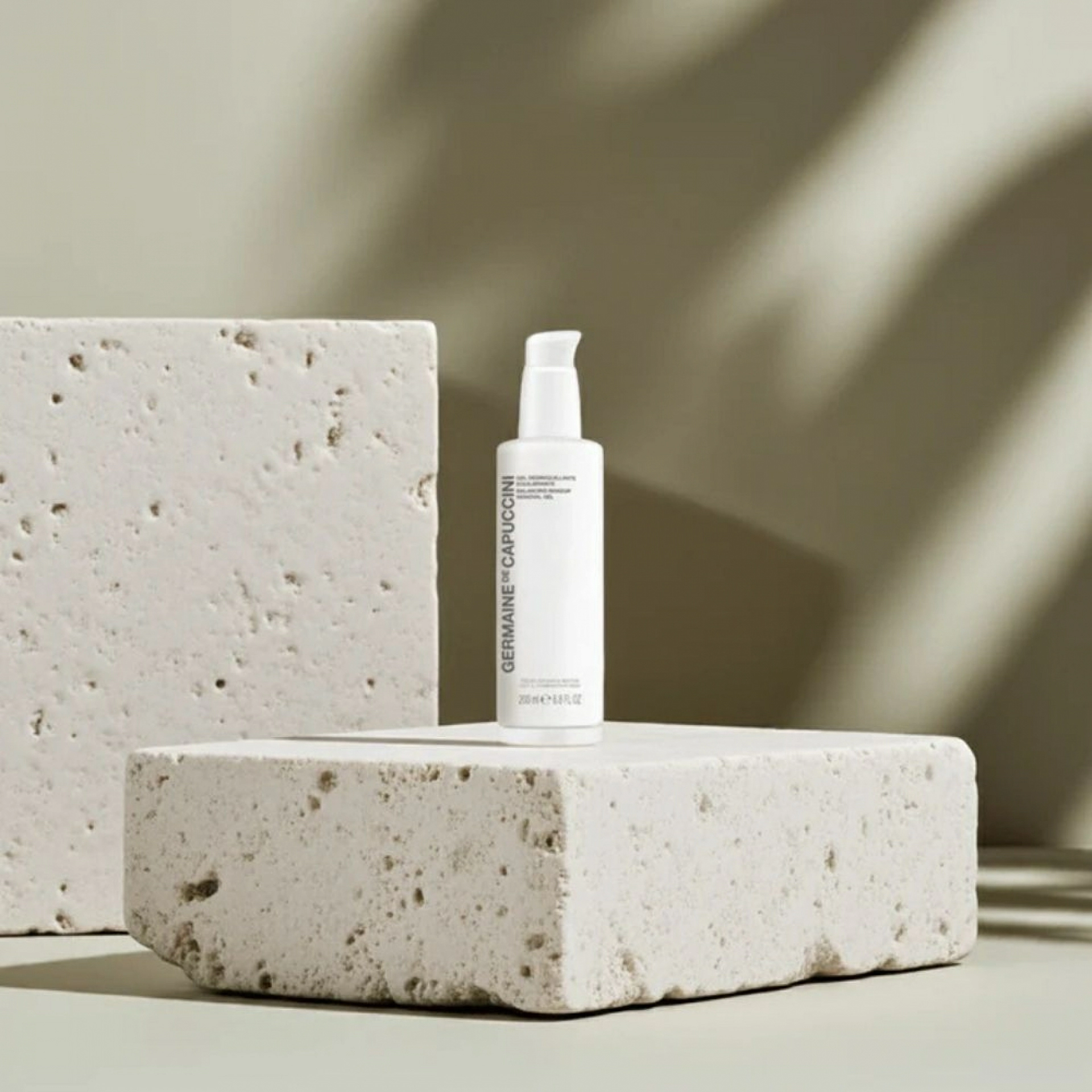 Gel Desmaquillante Equilibrante 200 ml - Options - Germaine de Capuccini ®