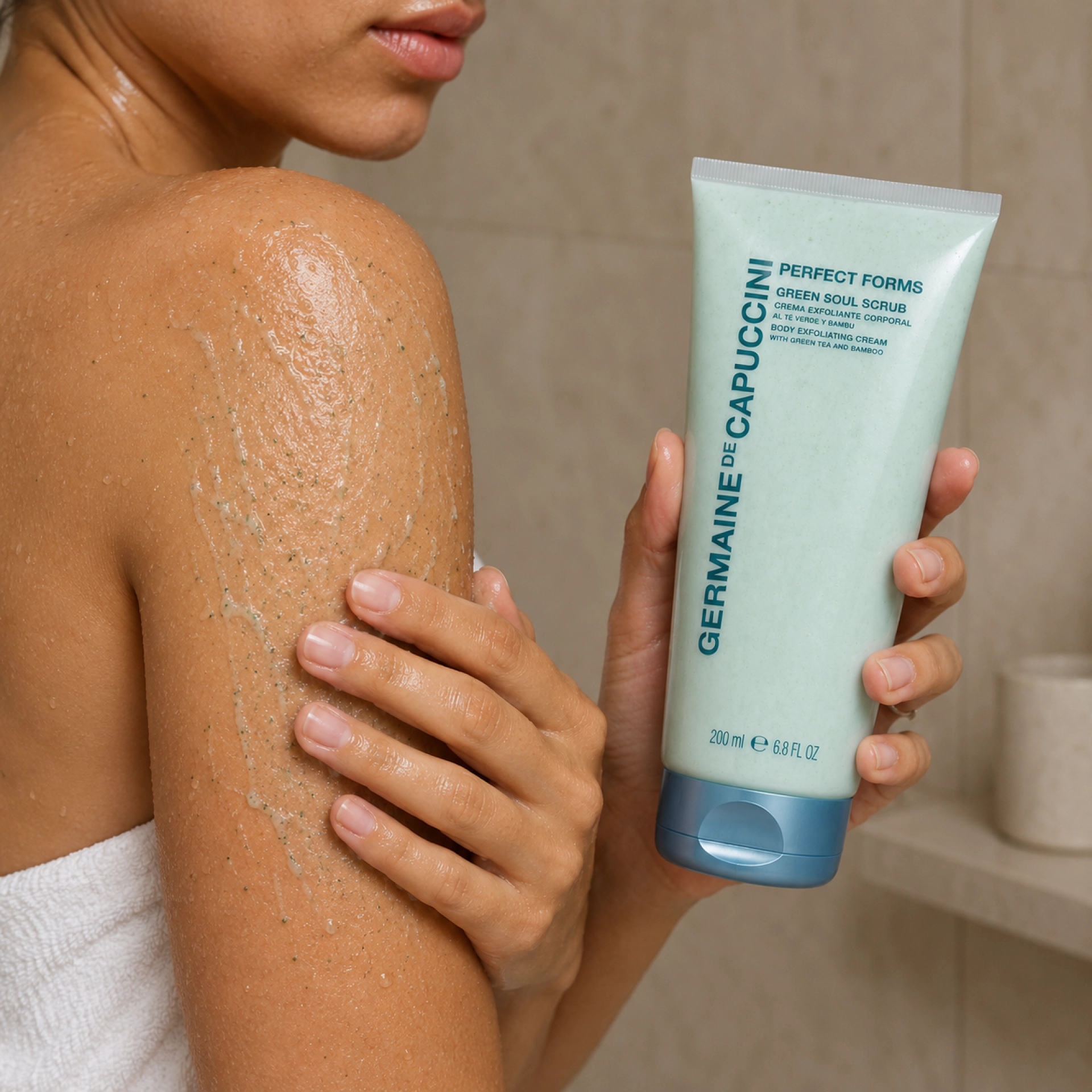 Green Soul Scrub 200ml | Exfoliante Corporal - Perfect Forms- Germaine de Capuccini ®