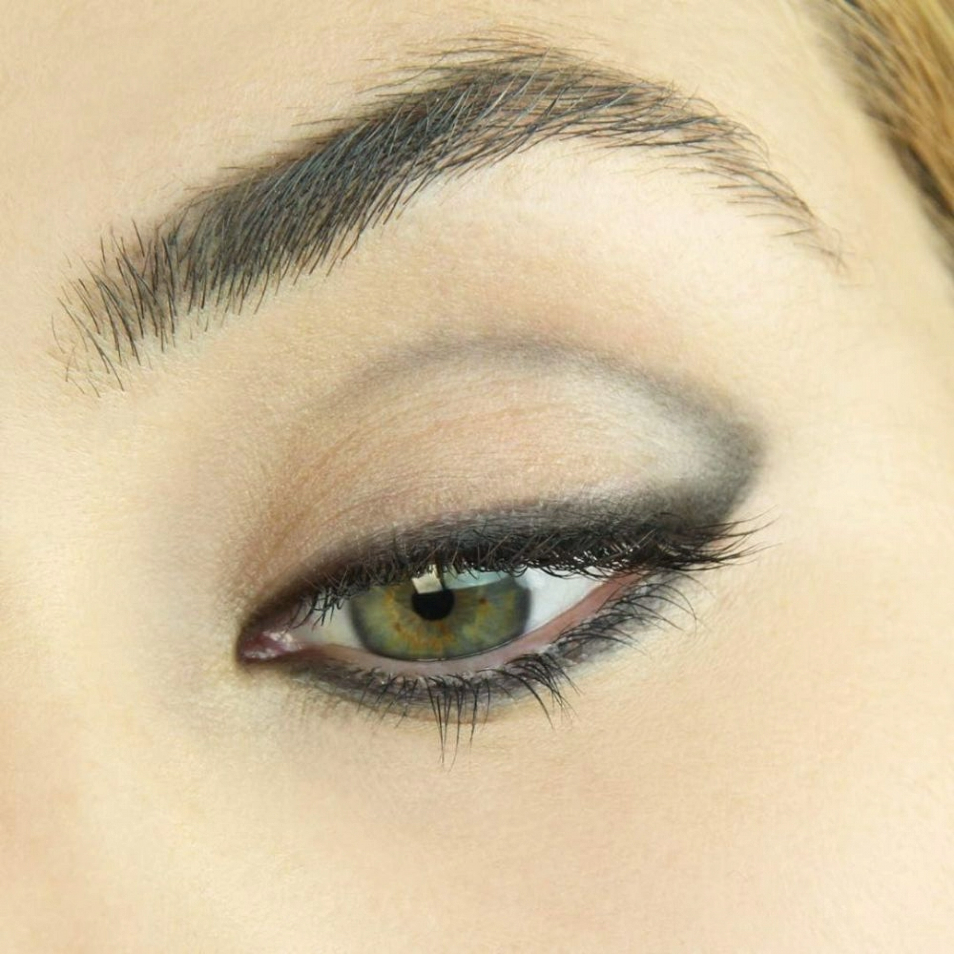 Kajal Liner Waterproof | Eye liner en formato retráctil 0,35 gr - Jorge de la Garza ®
