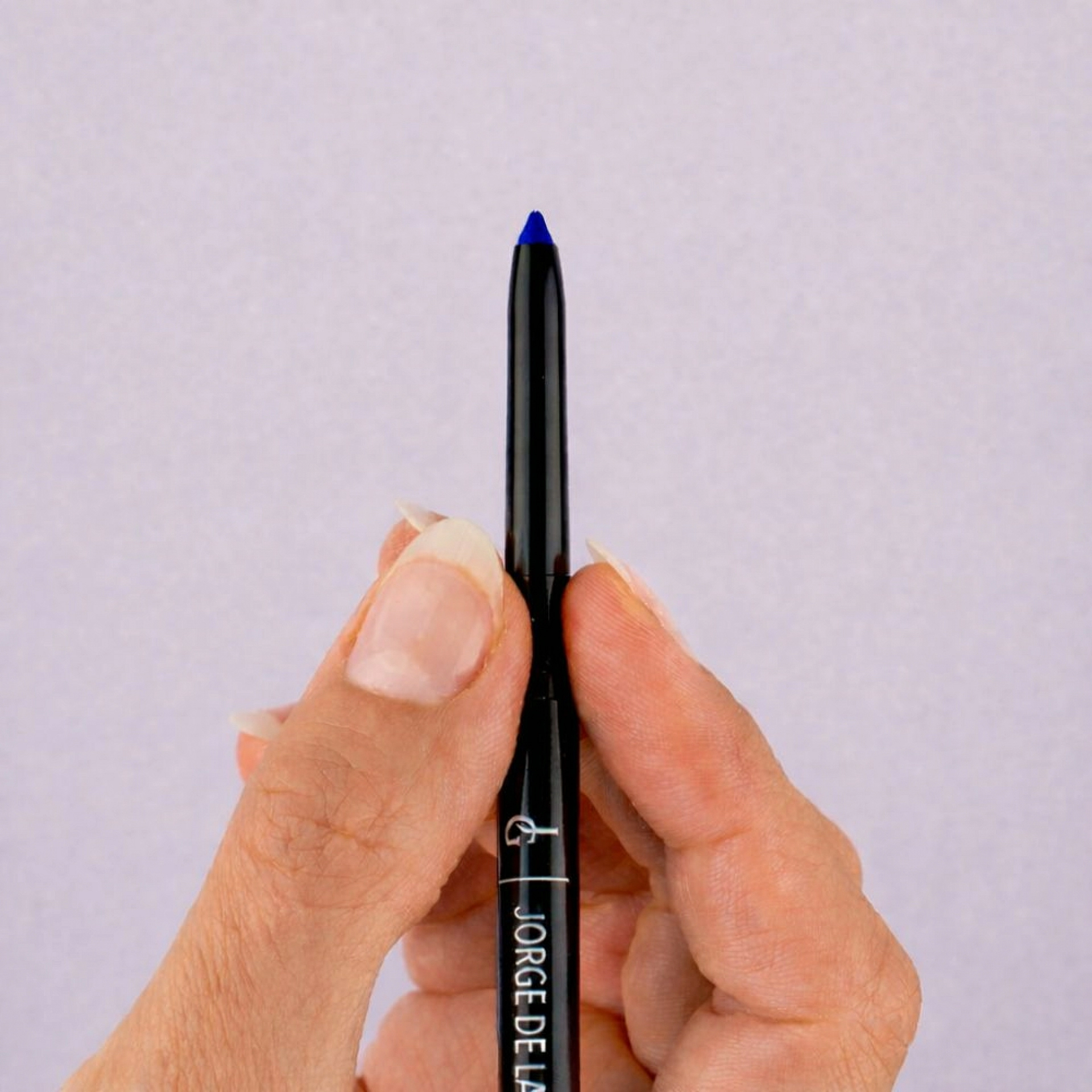 Kajal Liner Waterproof | Eye liner en formato retráctil 0,35 gr - Jorge de la Garza ®