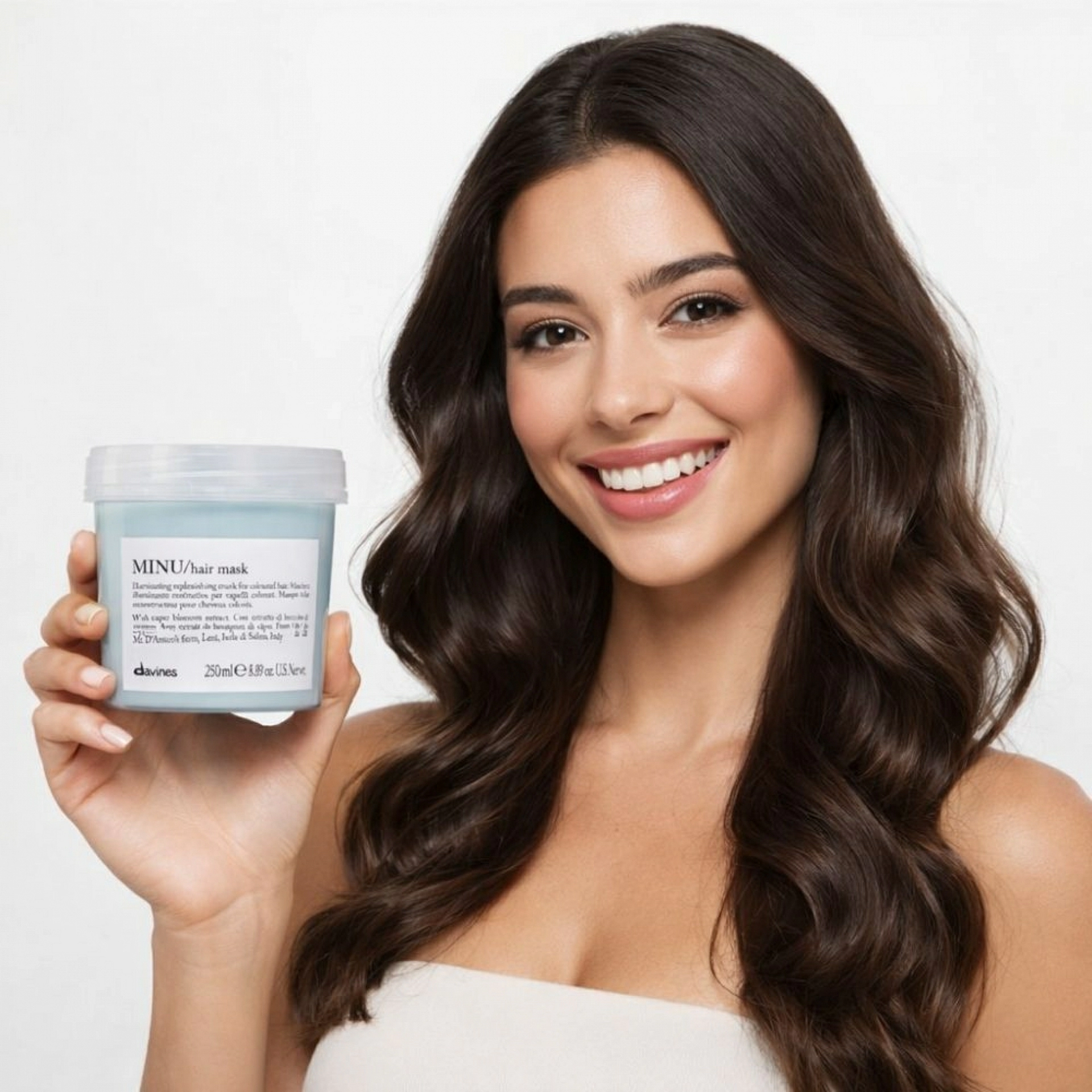 MINU / Hair Mask | Mascarilla iluminadora para pelo teñido - Essential Haircare - Davines ®