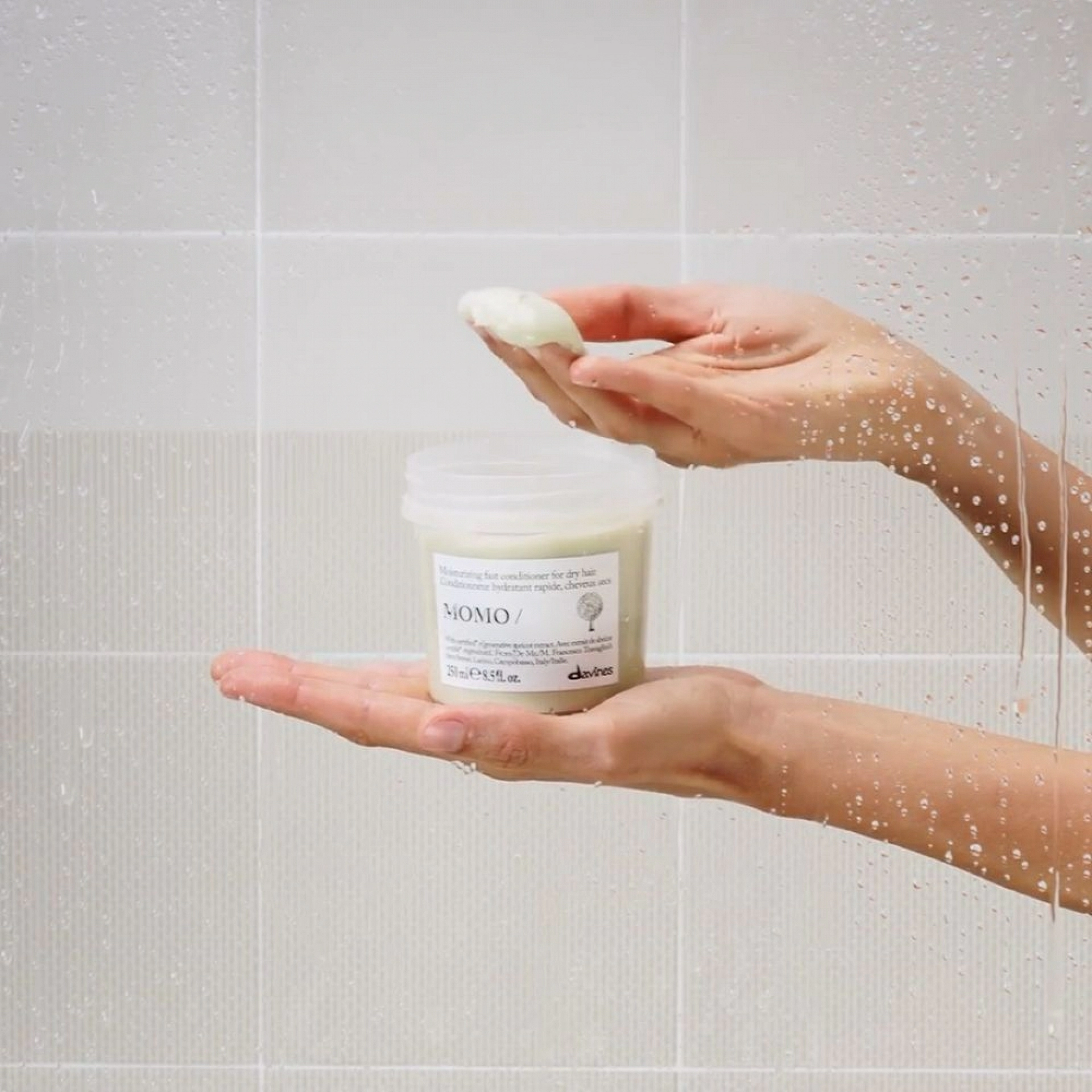 MOMO / Conditioner | Acondicionador hidratante - Essential Haircare - Davines ®