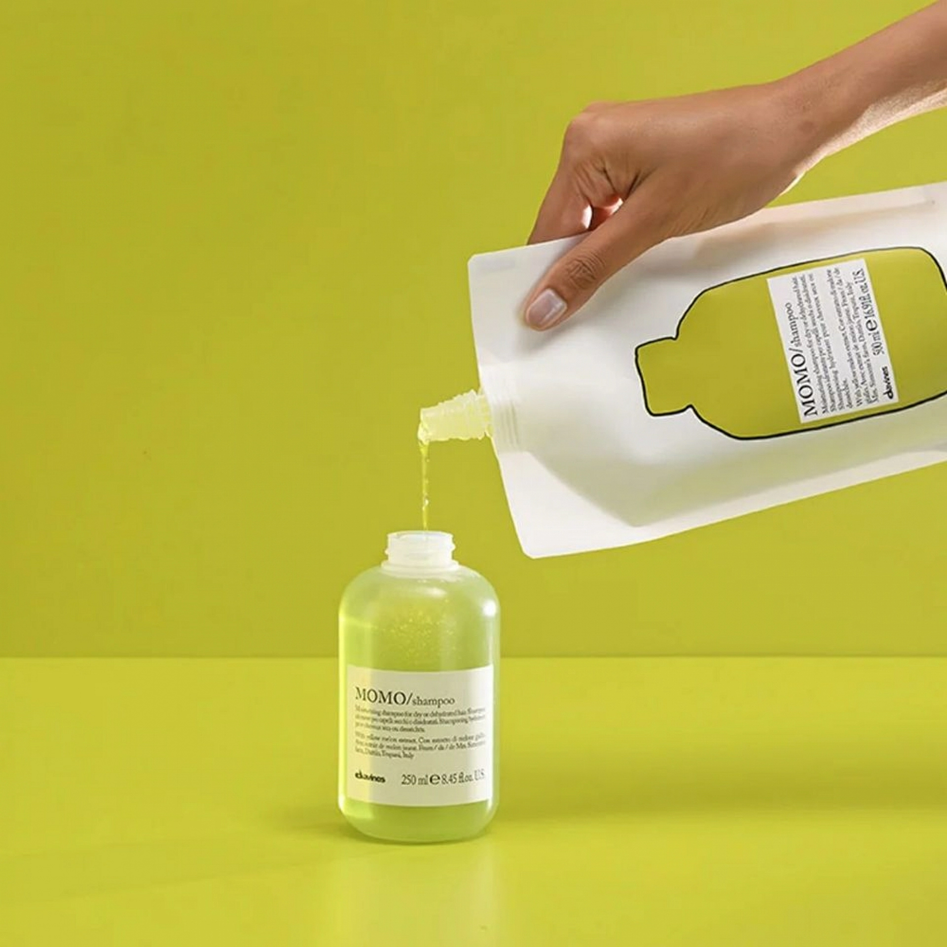 MOMO / Shampoo | Champú hidratante - Essential Haircare - Davines ®