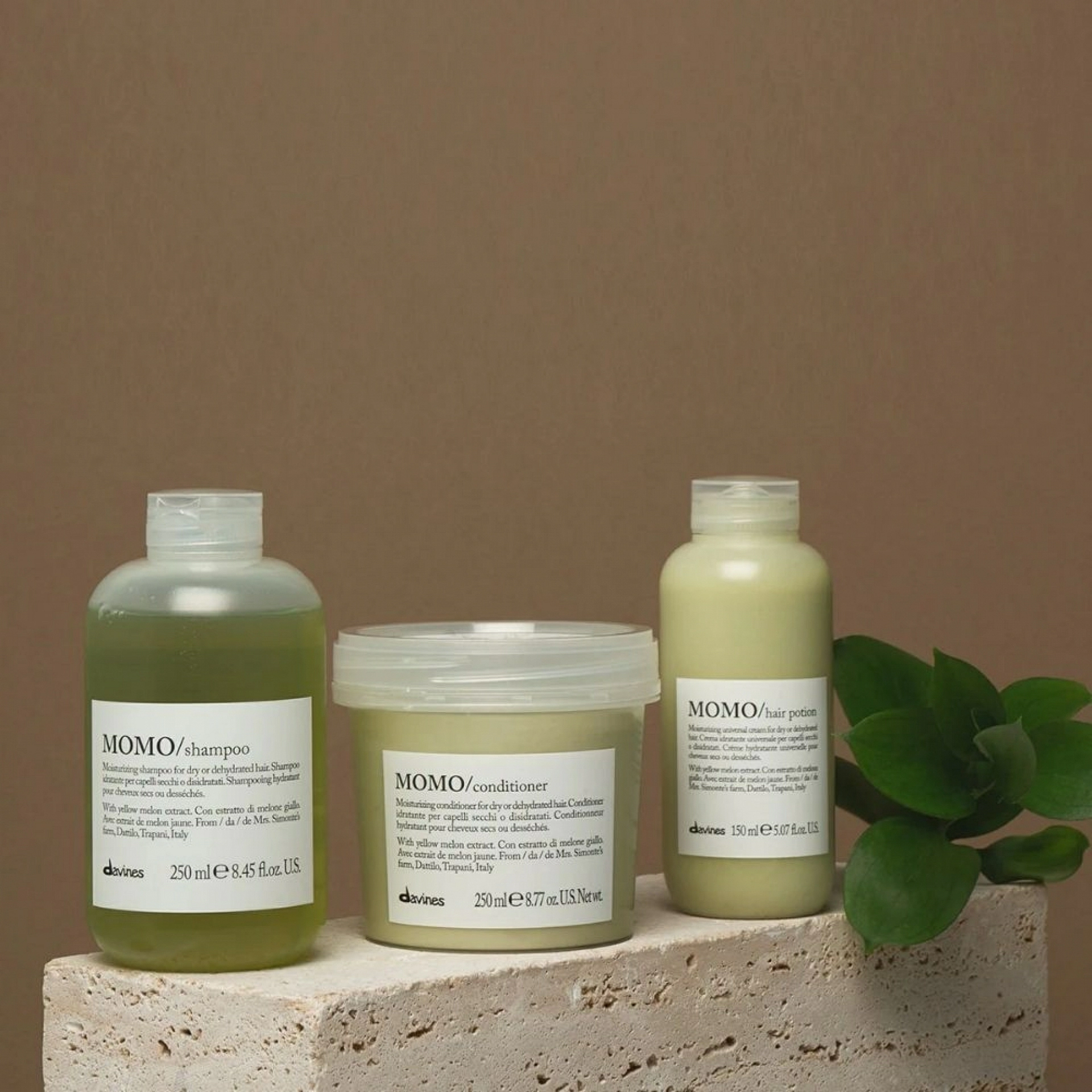 MOMO / Shampoo | Champú hidratante - Essential Haircare - Davines ®