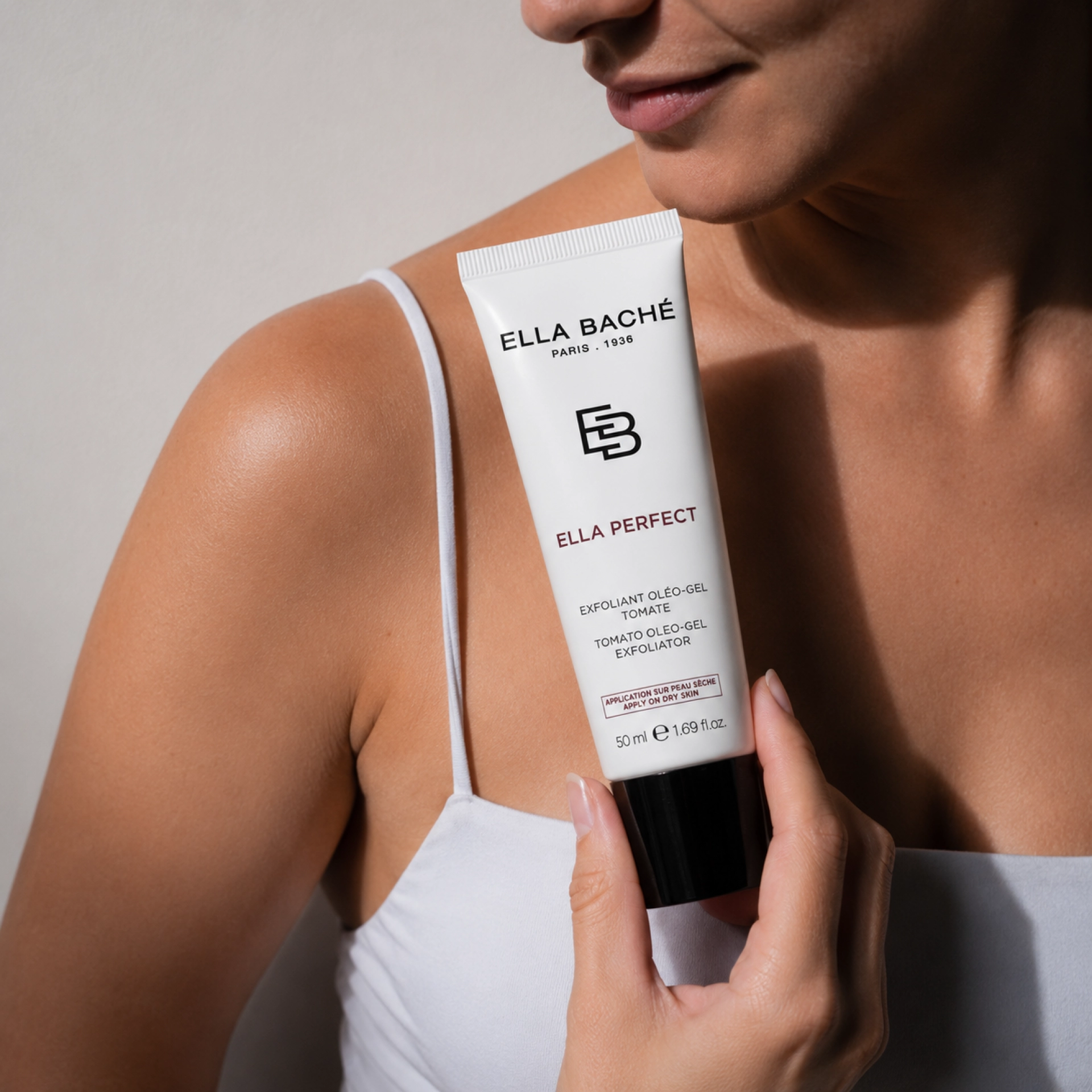 Oléo-Gel Exfoliant á la Tomate | Exfoliante facial revitalizante 50ml - Tomate Glow - Ella Baché ®