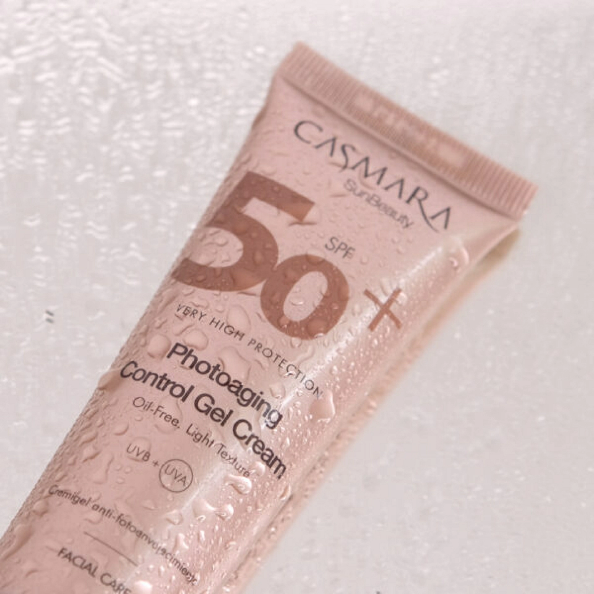 Photoaging Control Gel Cream SPF50 50ml | Crema Solar - Casmara ®