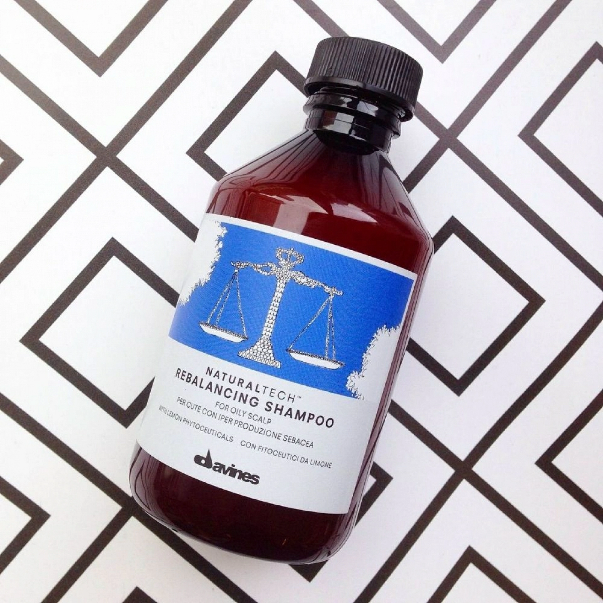 REBALANCING SHAMPOO | Champú reequilibrante - Naturaltech - Davines ®