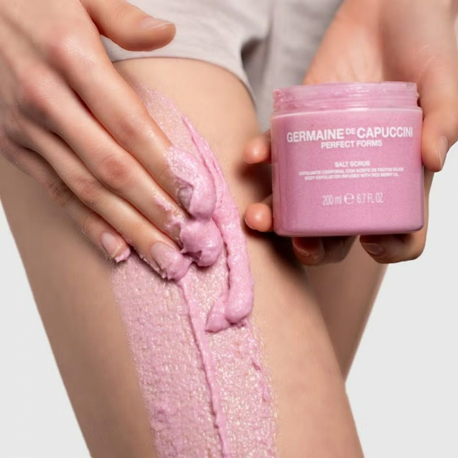 Salt Scrub 200ml | Exfoliante Corporal - Perfect Forms- Germaine de Capuccini ®
