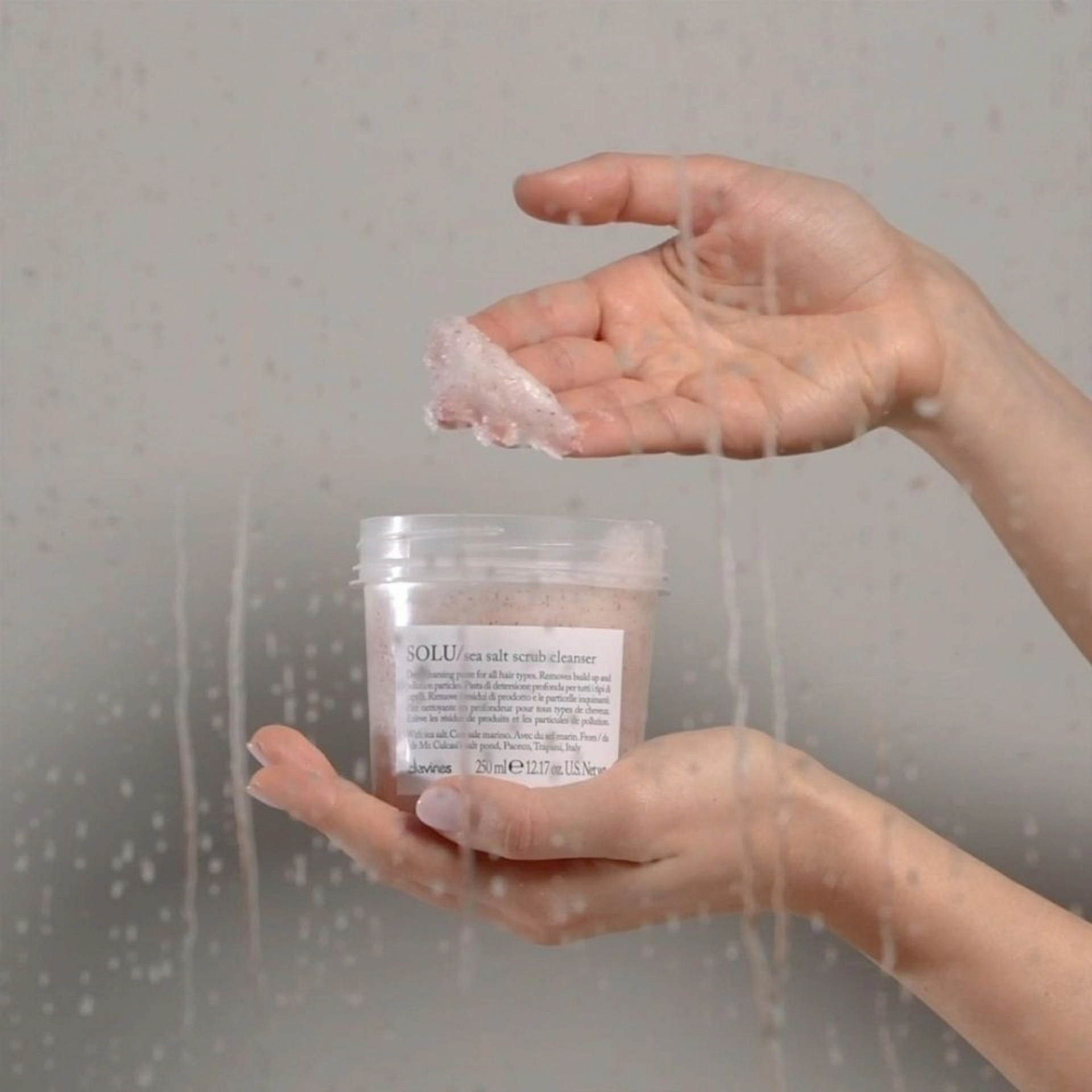 SOLU / Sea Salt Scrub | Pasta exfoliante - Essential Haircare - Davines ®